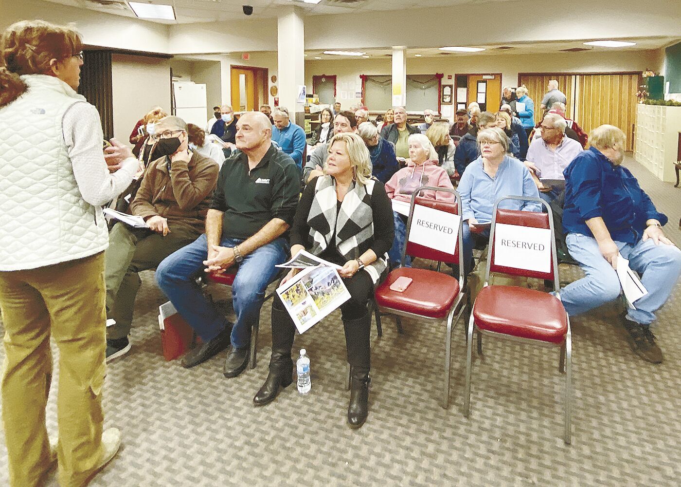Crowd at the informational meeting about the expanding Sand Lake Resort